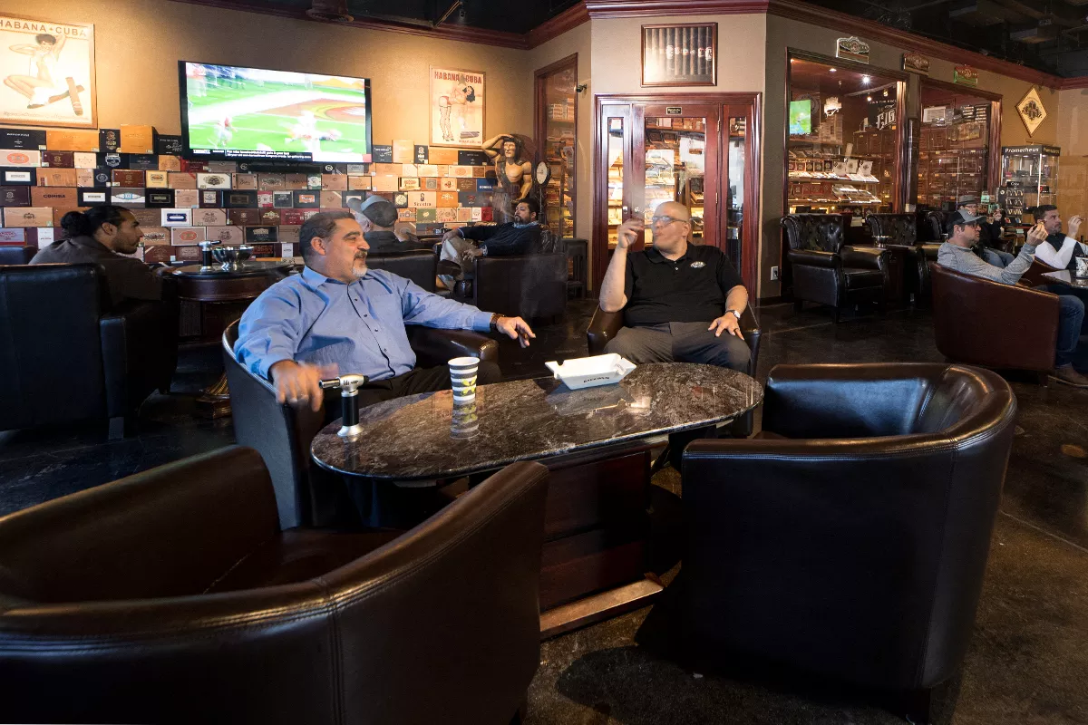 Cigar-Mas-Fino_The-Lounge-2